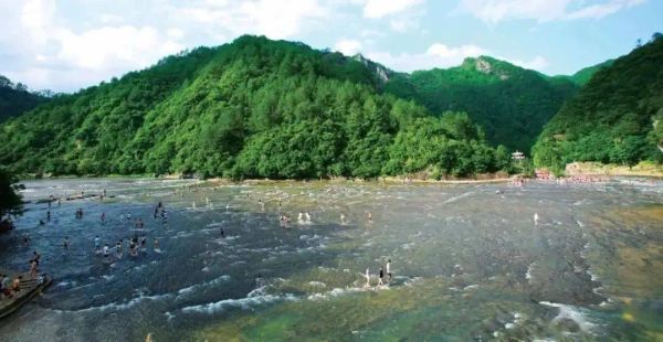 福建旅游必去十大景点(福建游玩10个景点推荐)